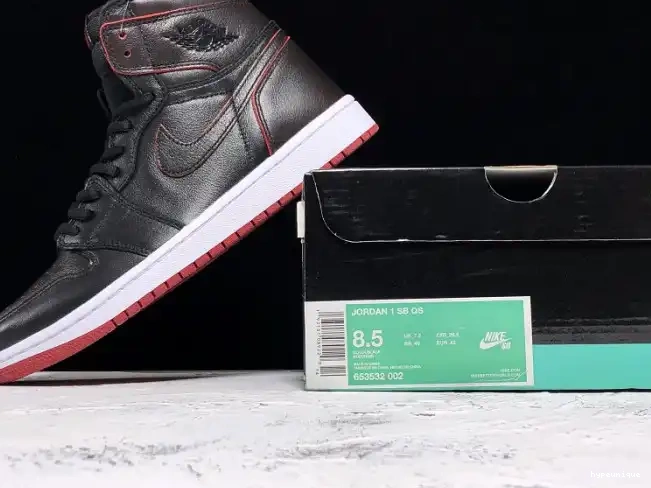 HYPE 653532-002 Black Mountain 1 Air SB - Jordan Lance 0323